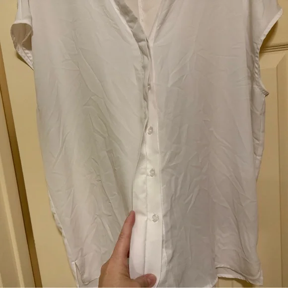 Eloquii Sheer White V-Neck Blouse - Size 18 - Picture 3 of 3